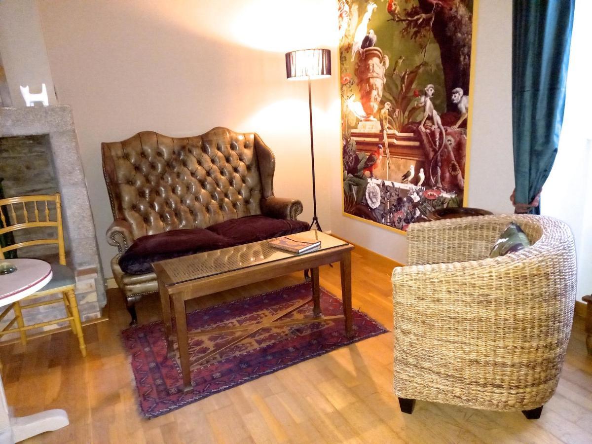 Le Petit Manoir Bed and Breakfast Isigny-le-Buat Buitenkant foto